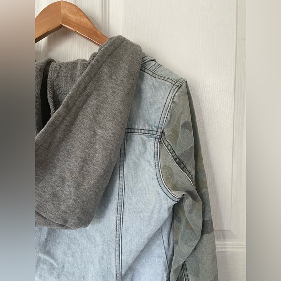 BILLABONG denim jacket - Picture 4 of 5